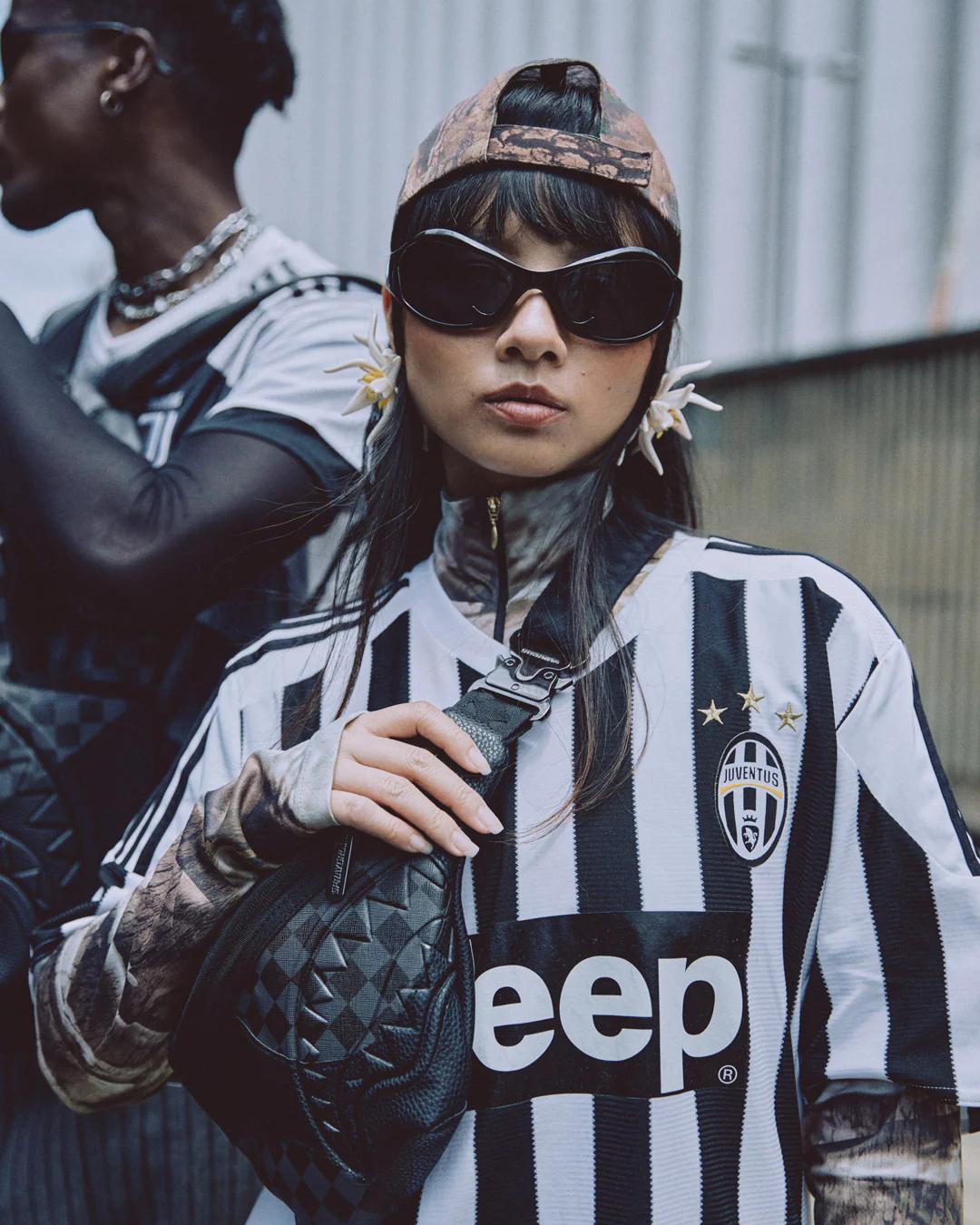 Sprayground GHOST WAVE SAVVY CROSSBODY