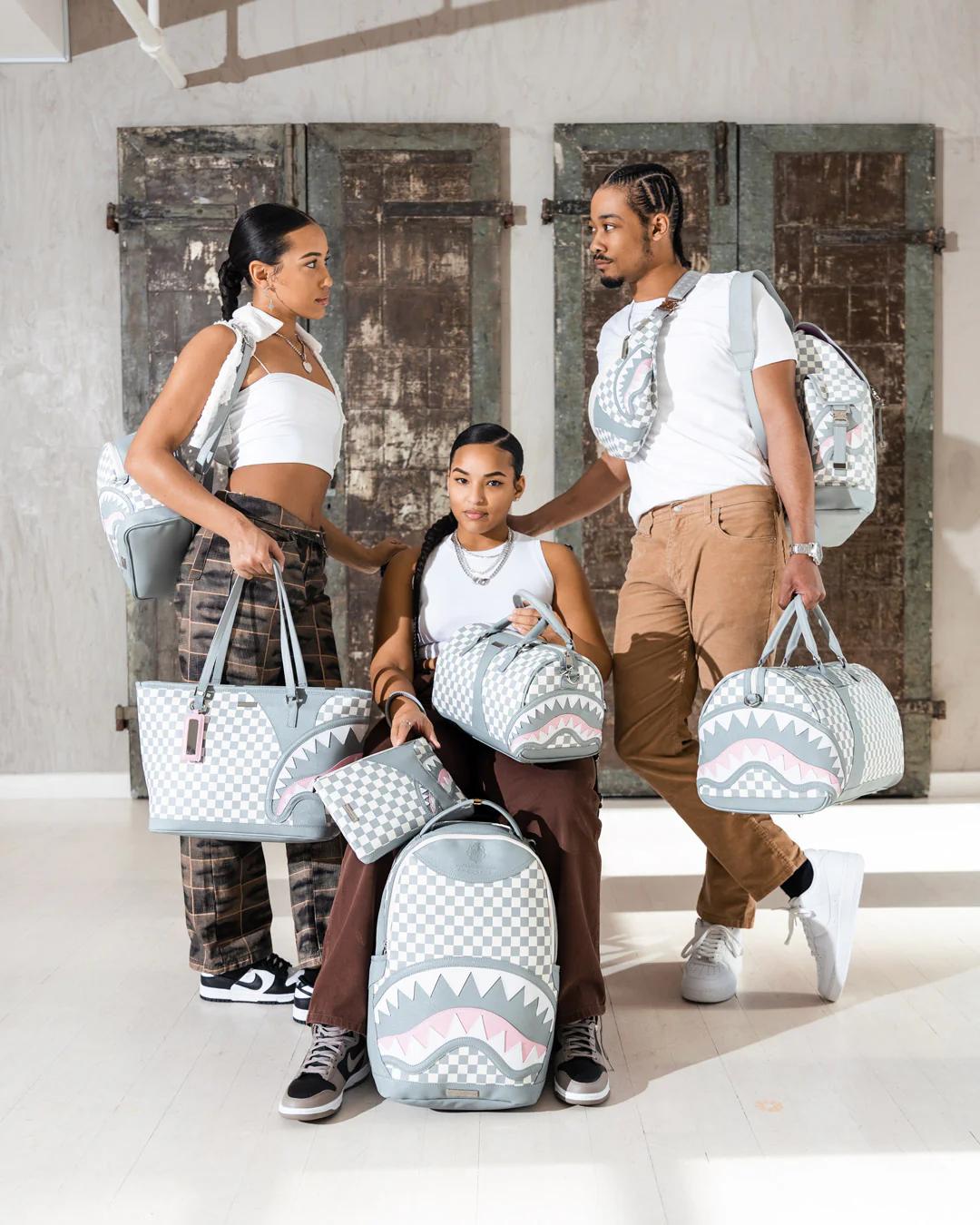 Sprayground AIR TO THE THRONE JETSET CROSSOVER CLUTCH