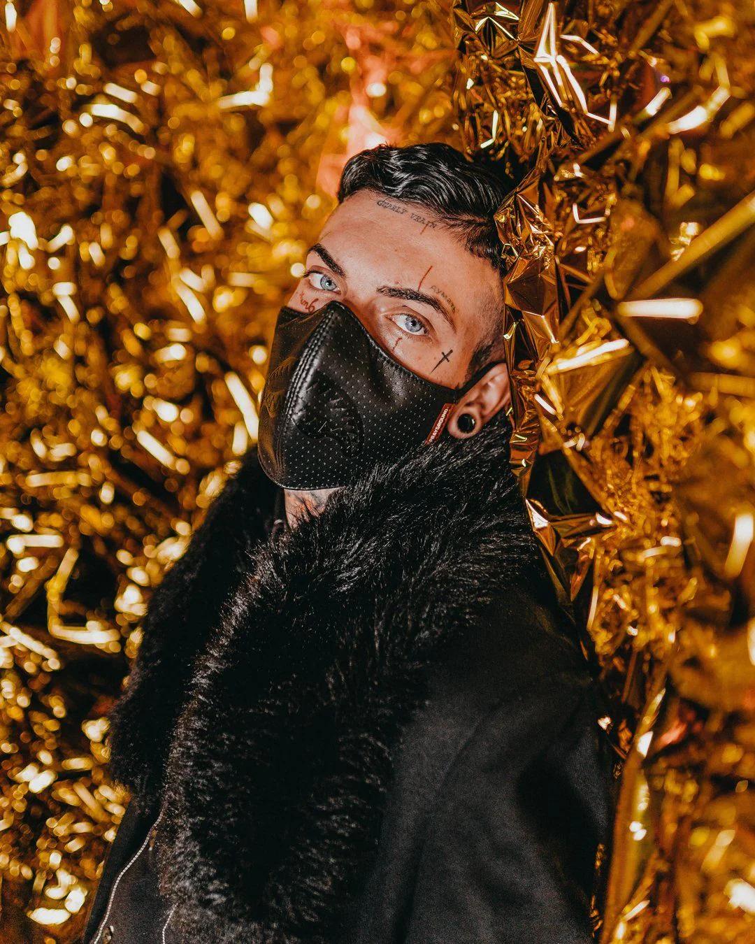 Sprayground MIDNIGHT SHARK VEGAN LEATHER FACEMASK