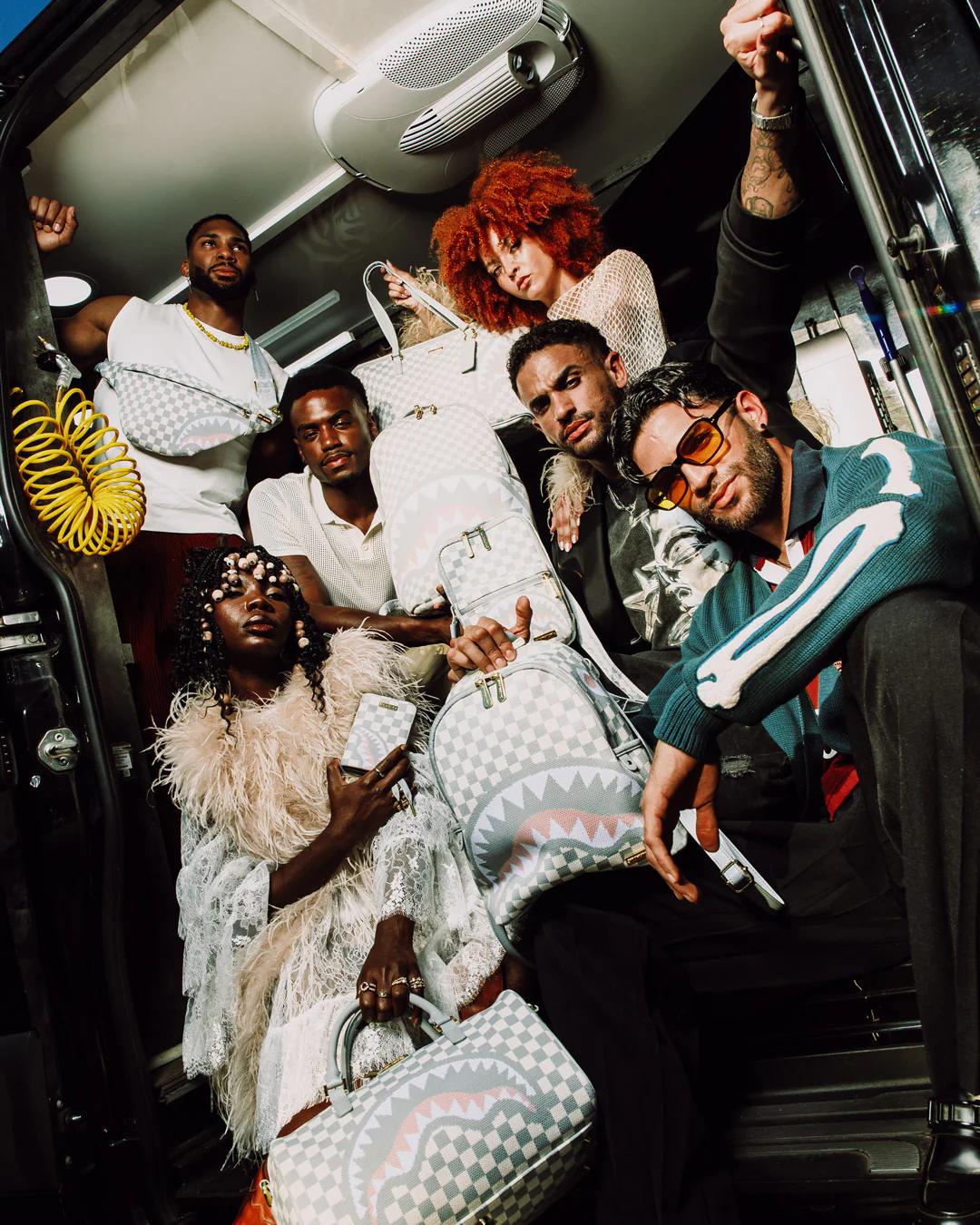 Sprayground KNIT SHARKS IN PARIS IN CREAM SAVVY CROSSBODY