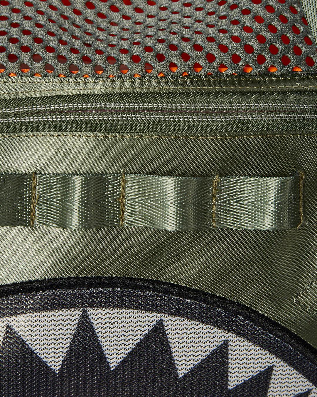 Sprayground SPECIAL OPS ALPHA SHARK PET CARRIER