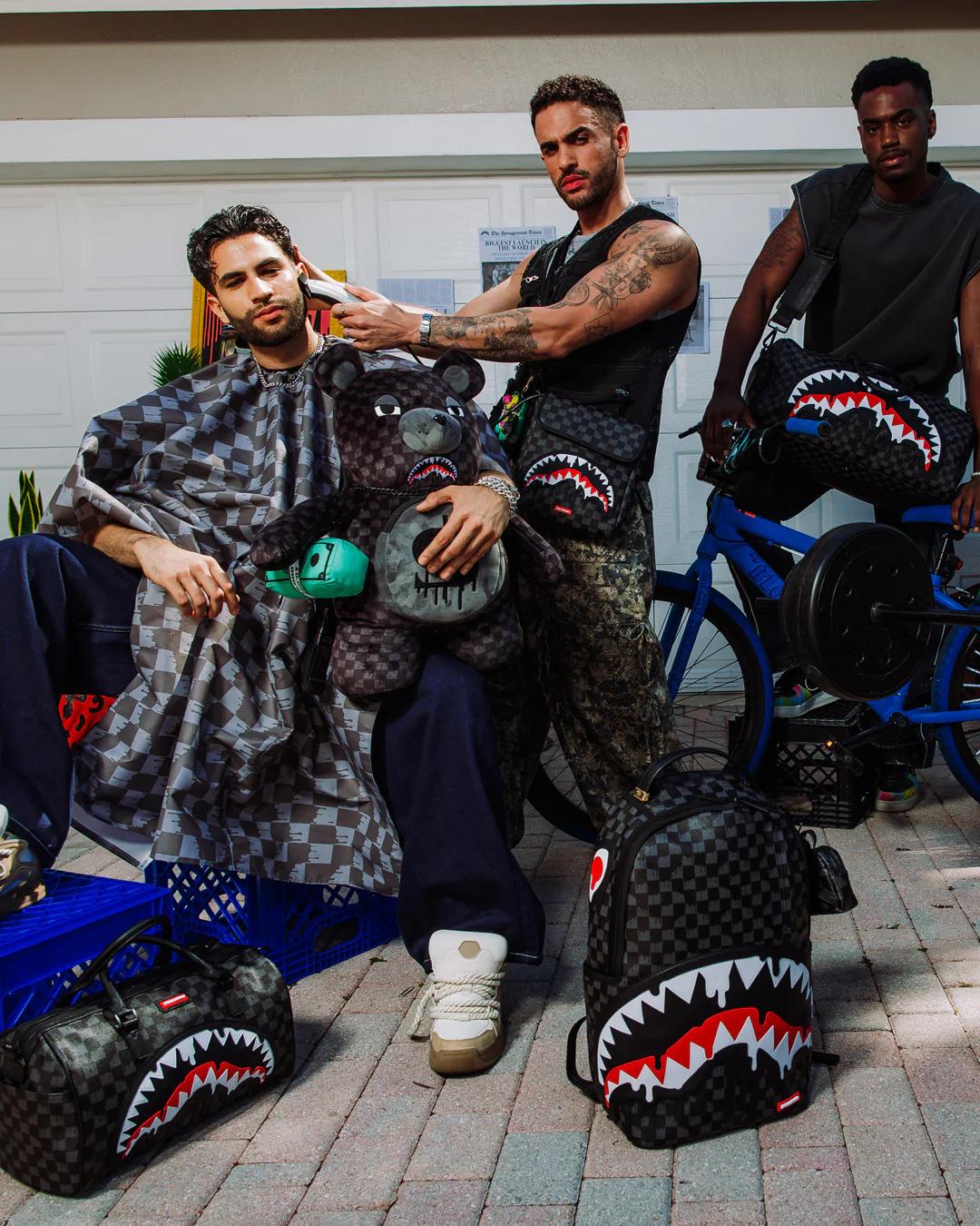 Sprayground SHARKS IN PARIS THUNDERDRIP MESSENGER SLING