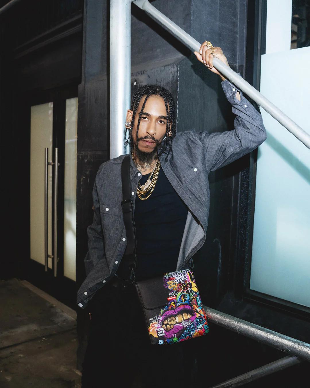 Sprayground HALF GRAF LIPS MESSENGER BAG