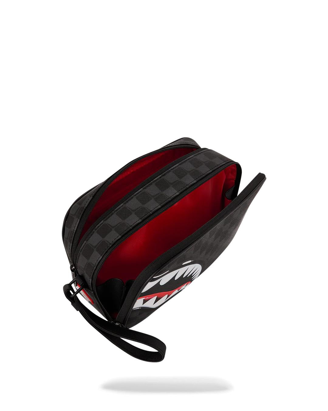 Sprayground SHARKS IN PARIS HYPER PUFF TOILETRY BRICK