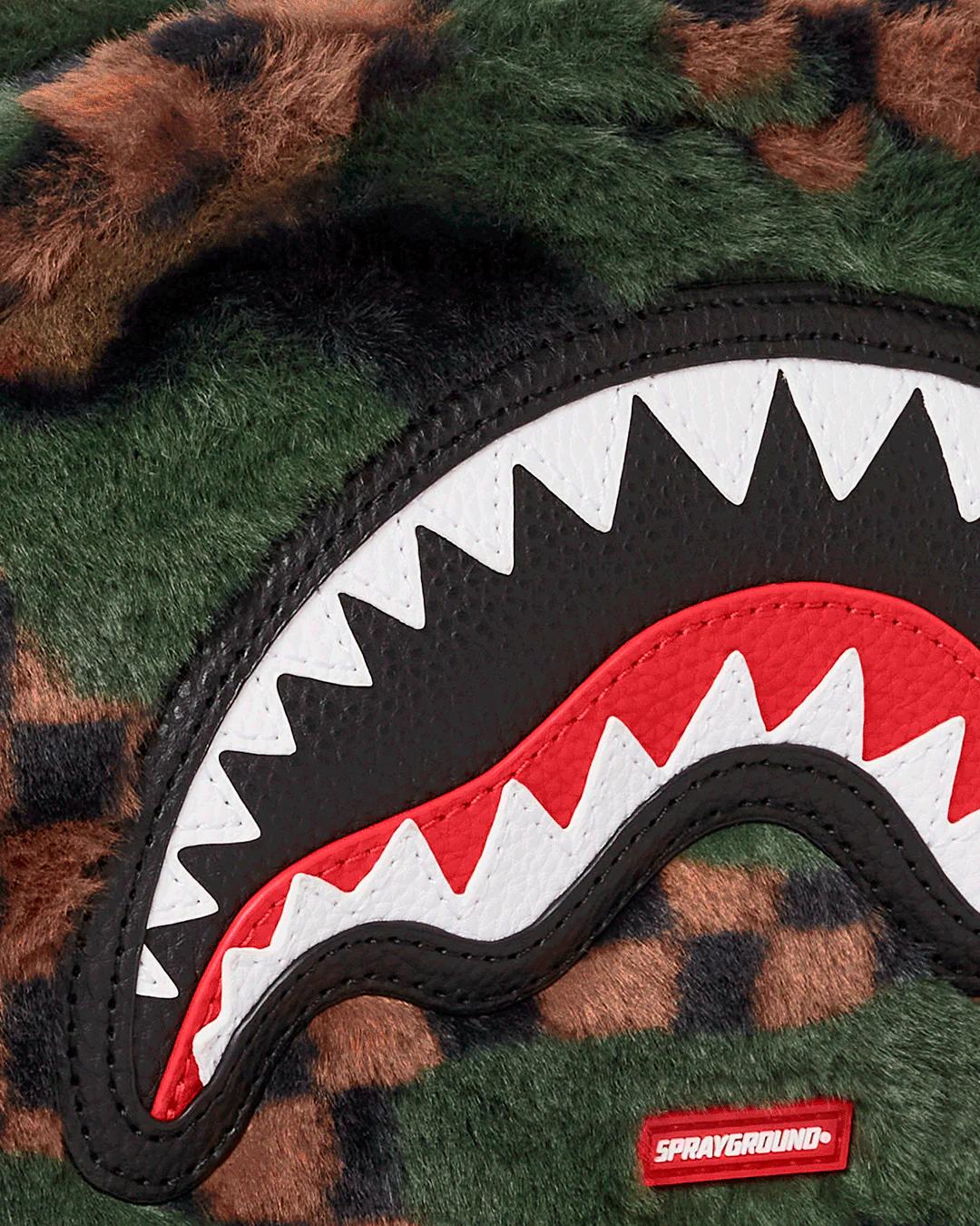 Sprayground BIG SKY FUR SHARK MESSENGER BRICK BAG