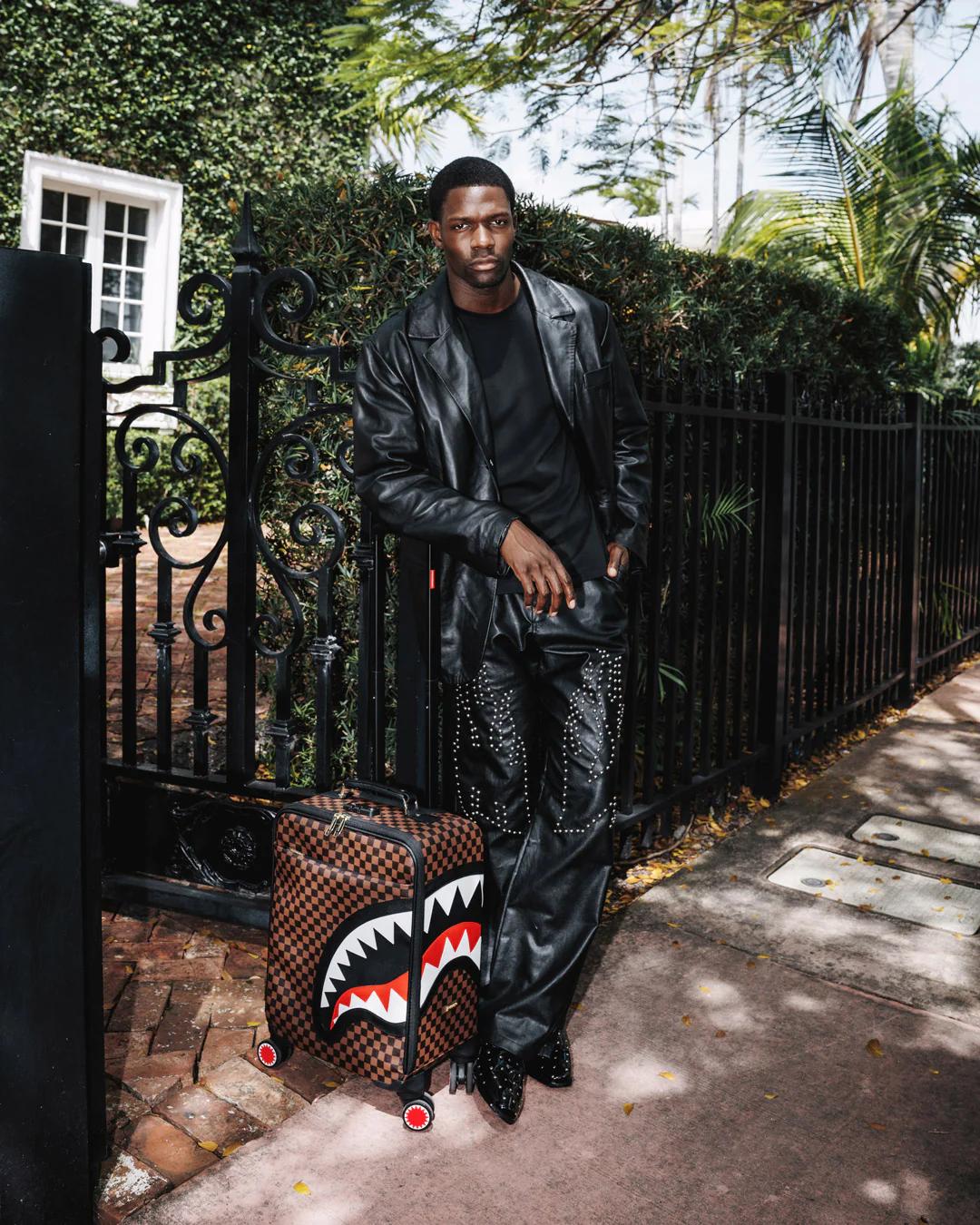 Sprayground SAWTOOTH SHARKS IN PARIS CARRY-ON LUGGAGE