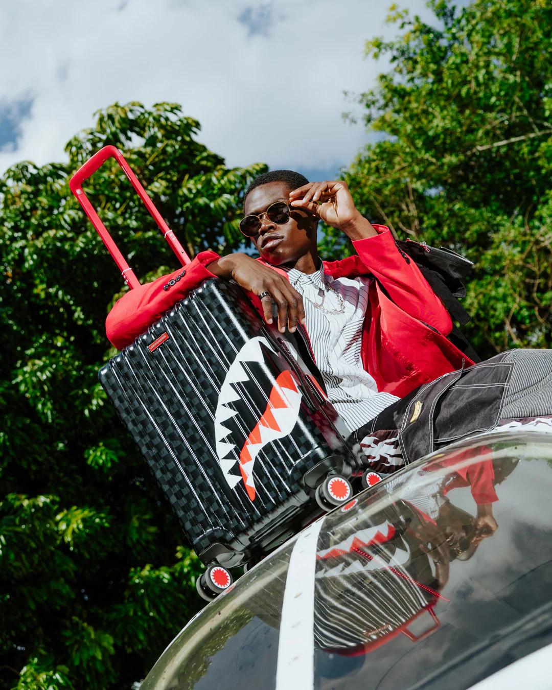 Sprayground ATOMIC VAPOR SHARKNAUTICS HARDSHELL CARRY-ON LUGGAGE