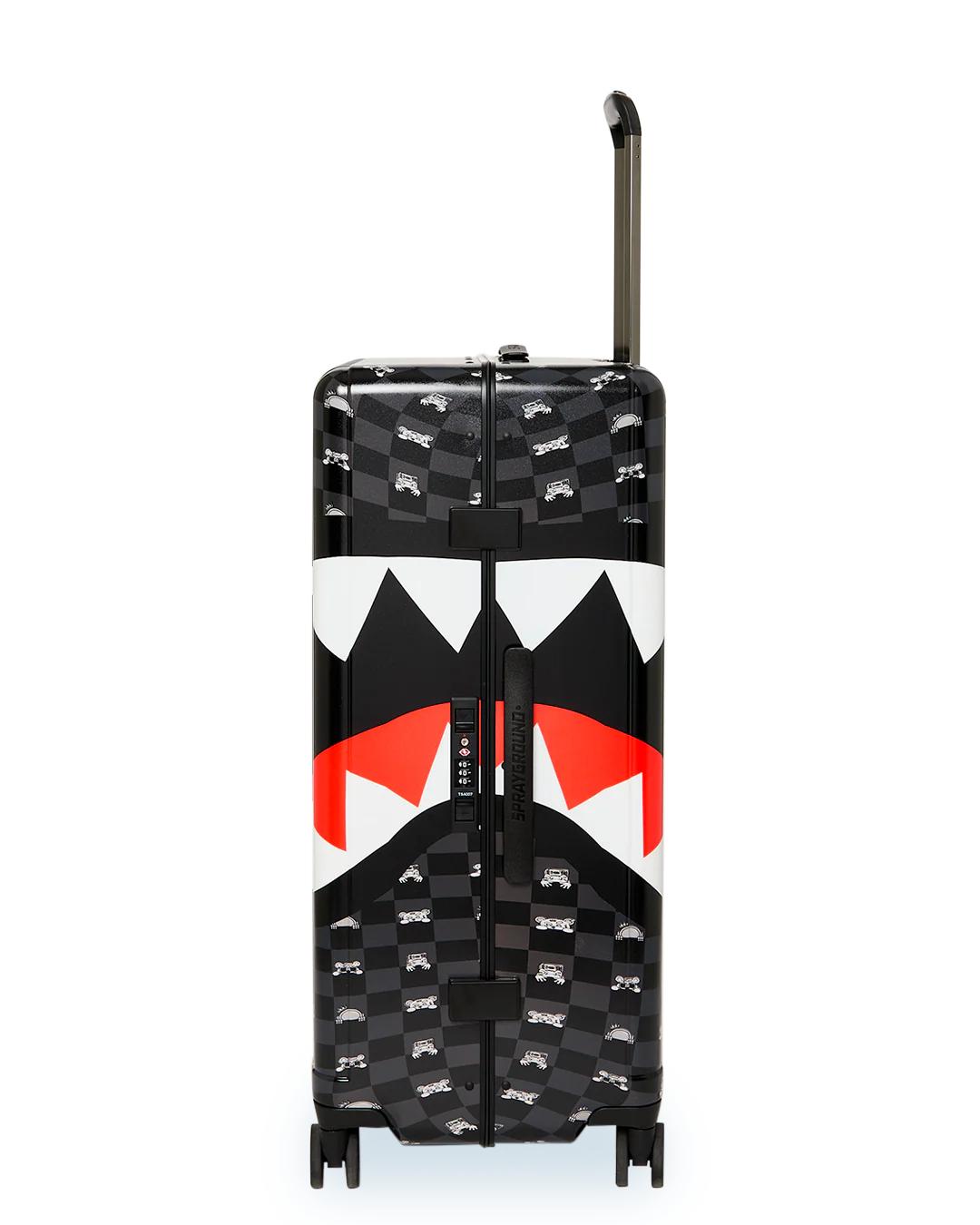 Sprayground SHARK MOB HIDEOUT FULL-SIZE LUGGAGE