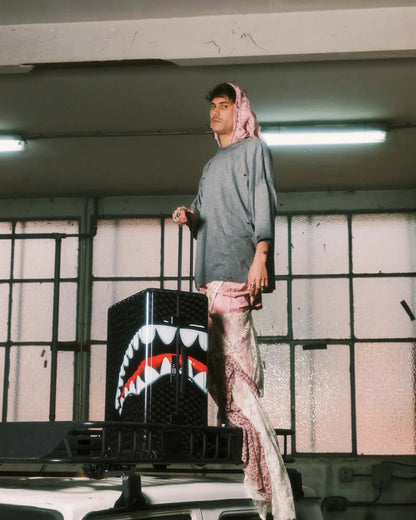 Sprayground SHARKS IN PARIS HYPER PUFF FULL-SIZE LUGGAGE