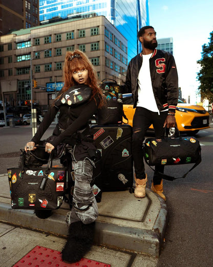 Sprayground THE JOURNEY BEGINS SHARKITECTURE FULL-SIZE LUGGAGE
