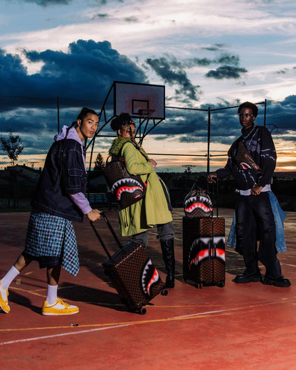 Sprayground SHARKS IN PARIS BLUR EFFECT FULL SIZE LUGGAGE