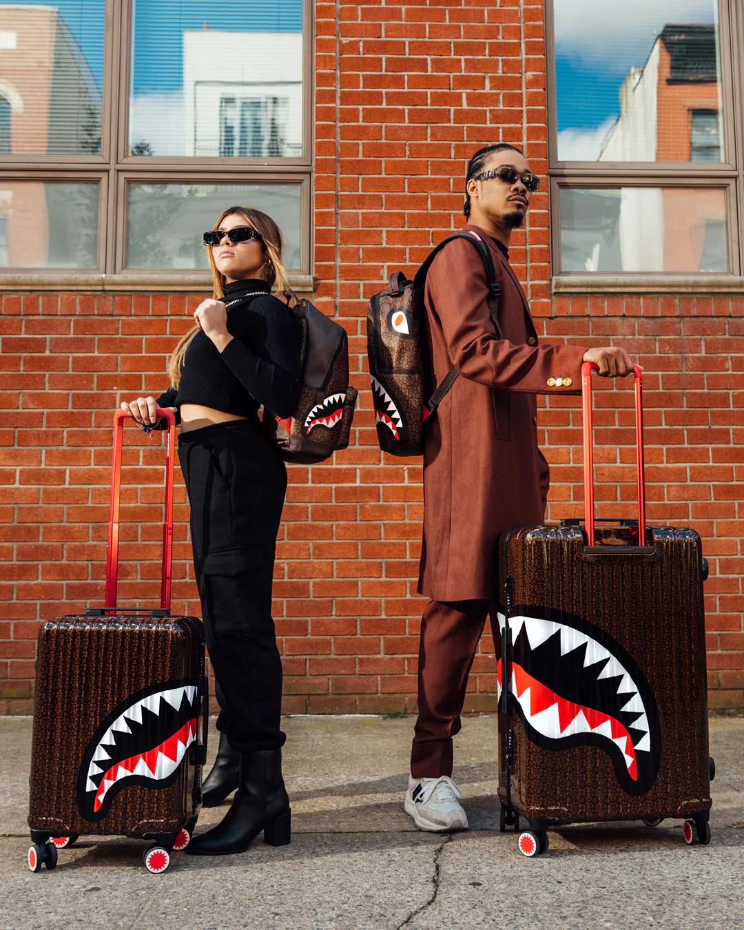 Sprayground FRENZY SHARKS SHARKNAUTICS HARDSHELL FULL-SIZE LUGGAGE