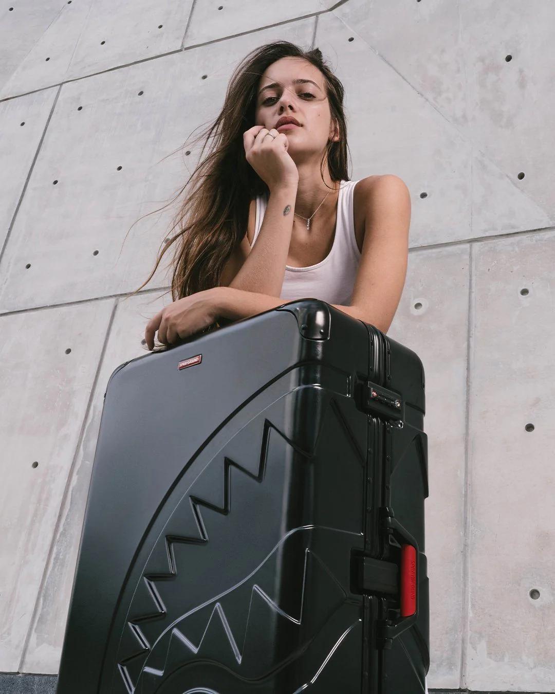 Sprayground SHARKITECTURE MOLDED 29” FULL-SIZE LUGGAGE