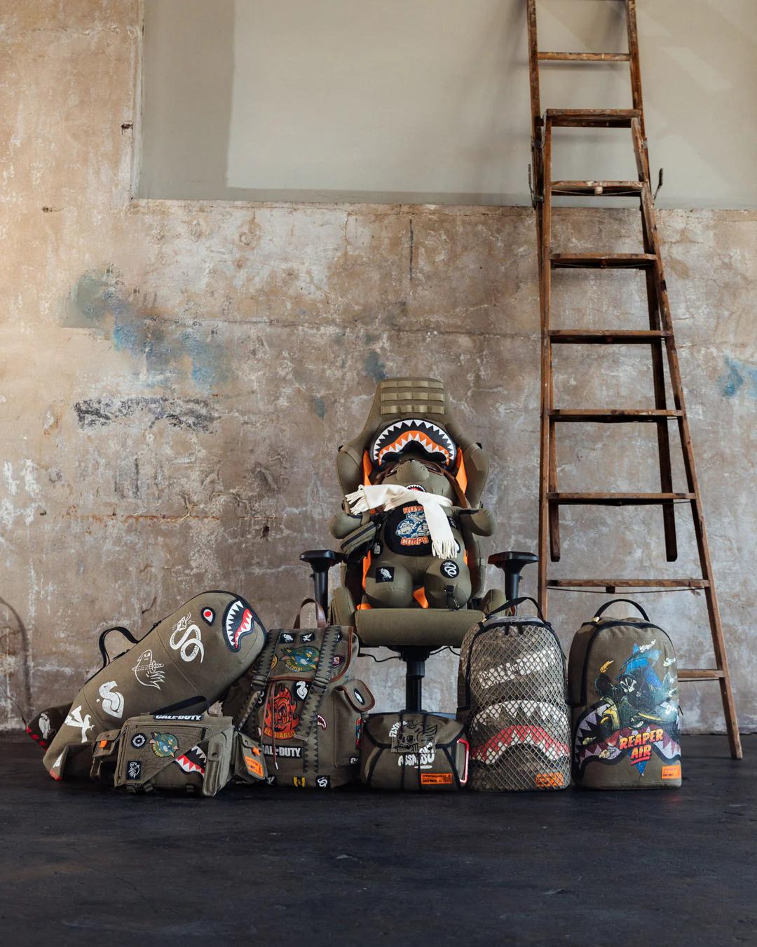 Sprayground CALL OF DUTY FLYING ASSASSINS PARACHUTE CHESTPACK