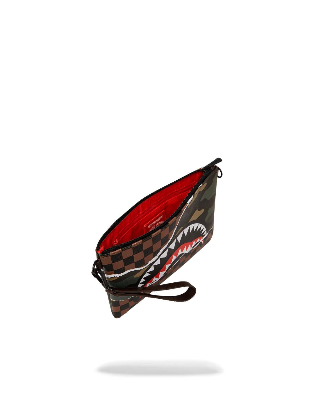 Sprayground UNSTOPPABLE ENDEAVORS III CROSSOVER CLUTCH