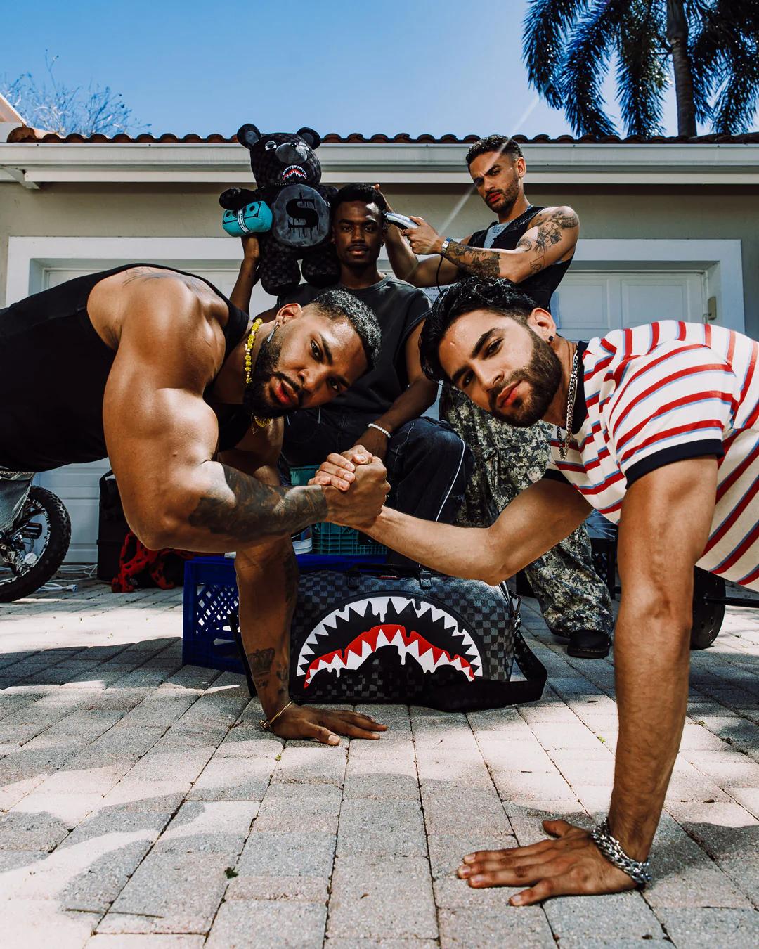 Sprayground SHARKS IN PARIS THUNDERDRIP DUFFLE
