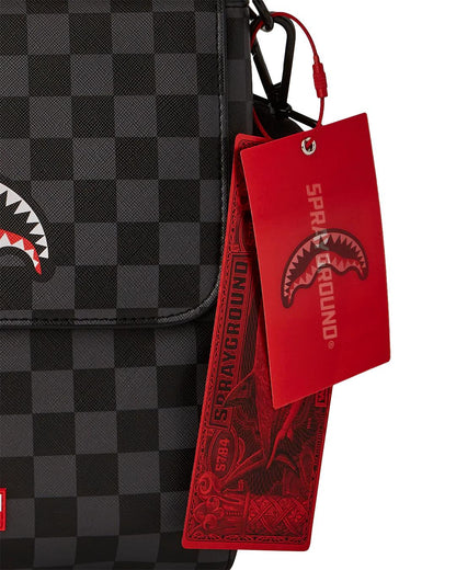 Sprayground SNOOPY DAY OFF MESSENGER SLING BAG