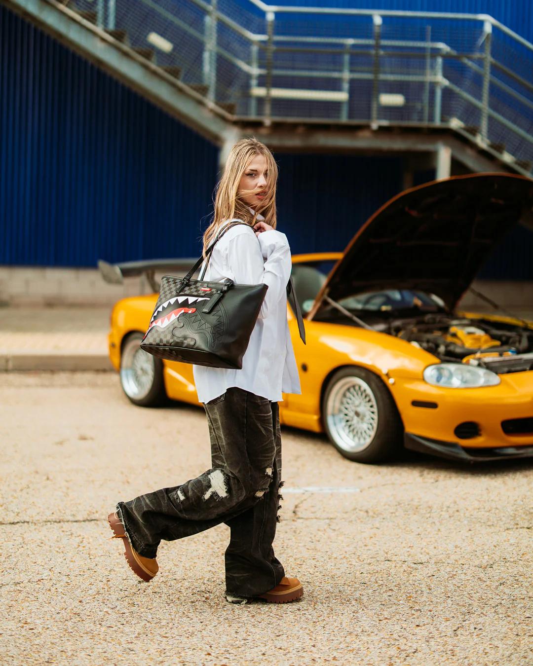 Sprayground SPEED SHARK SIDE SWIPE TOTE