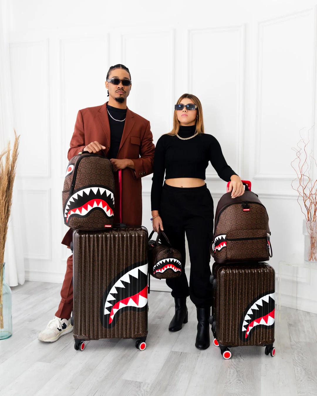 Sprayground FRENZY SHARKS SHARKNAUTICS HARDSHELL CARRY-ON LUGGAGE