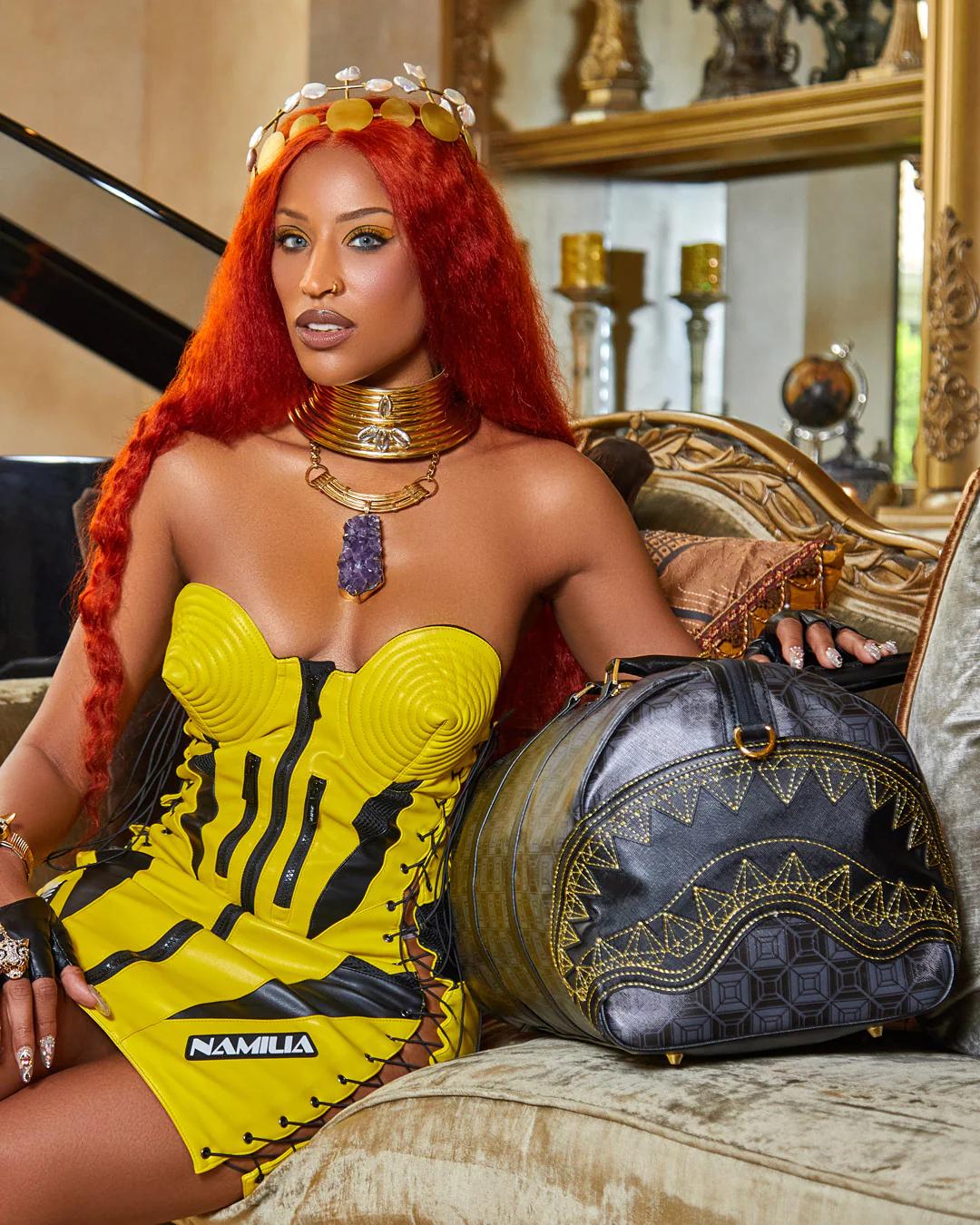 Sprayground OBSIDIAN STUNNER A.i.6 SANDFLOWER COLLAB DUFFLE