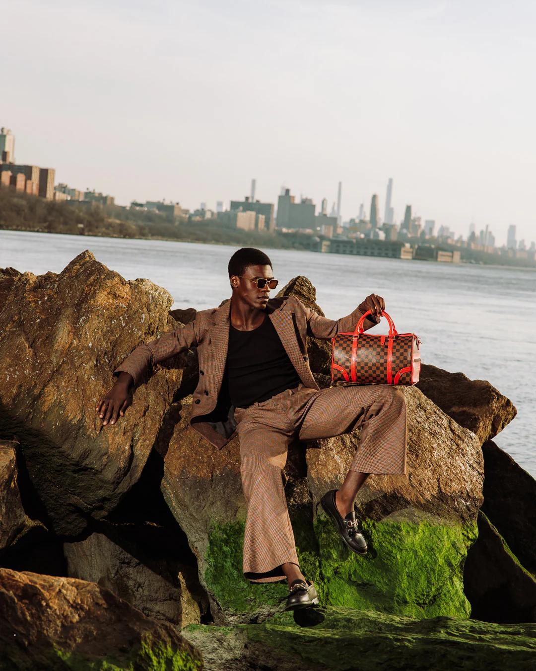 Sprayground TAKEOVER THE THRONE MINI DUFFLE