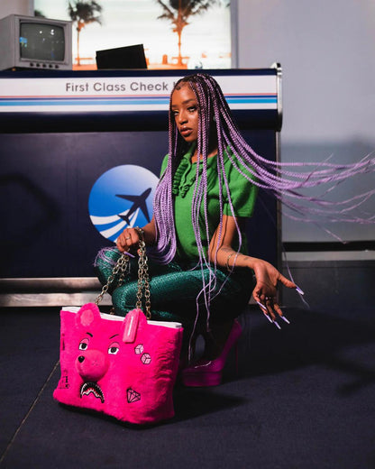 Sprayground PLUSH MONEYBEAR TOTE (PINK)