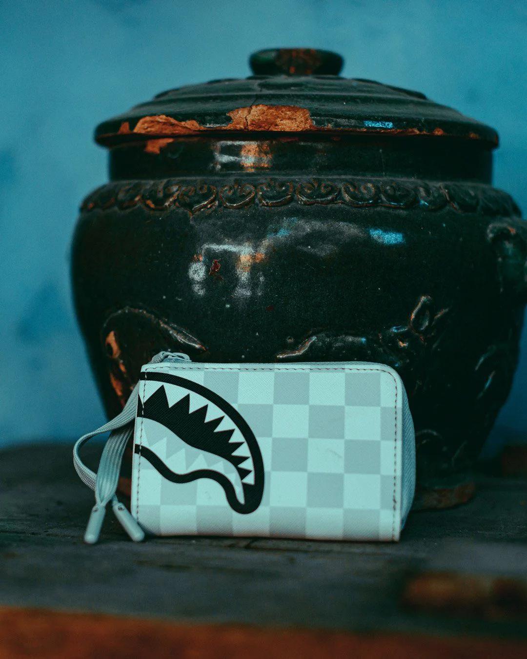Sprayground SPLIT THE CHECK (PEARL) WALLET
