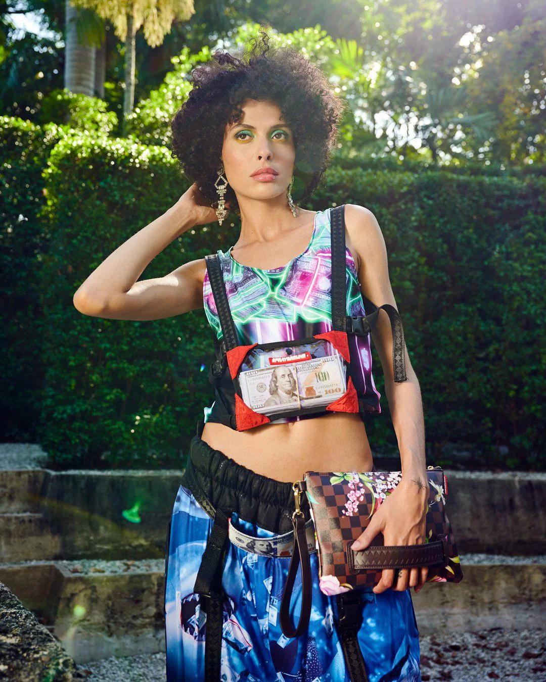 Sprayground GARDEN OF SHARKS CROSSOVER CLUTCH