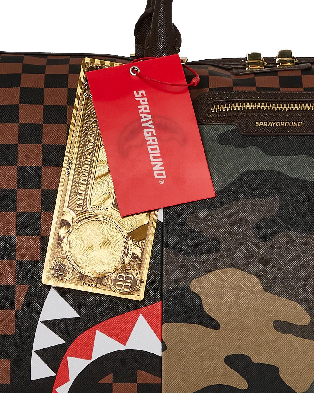 Sprayground EXTERIOR GOLD ZIP POCKET SHARKS IN PARIS DUFFLE