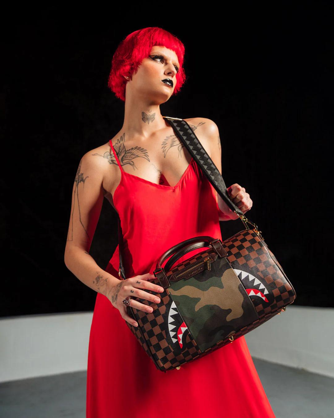 Sprayground EXTERIOR GOLD ZIP POCKET SHARKS IN PARIS MINI DUFFLE