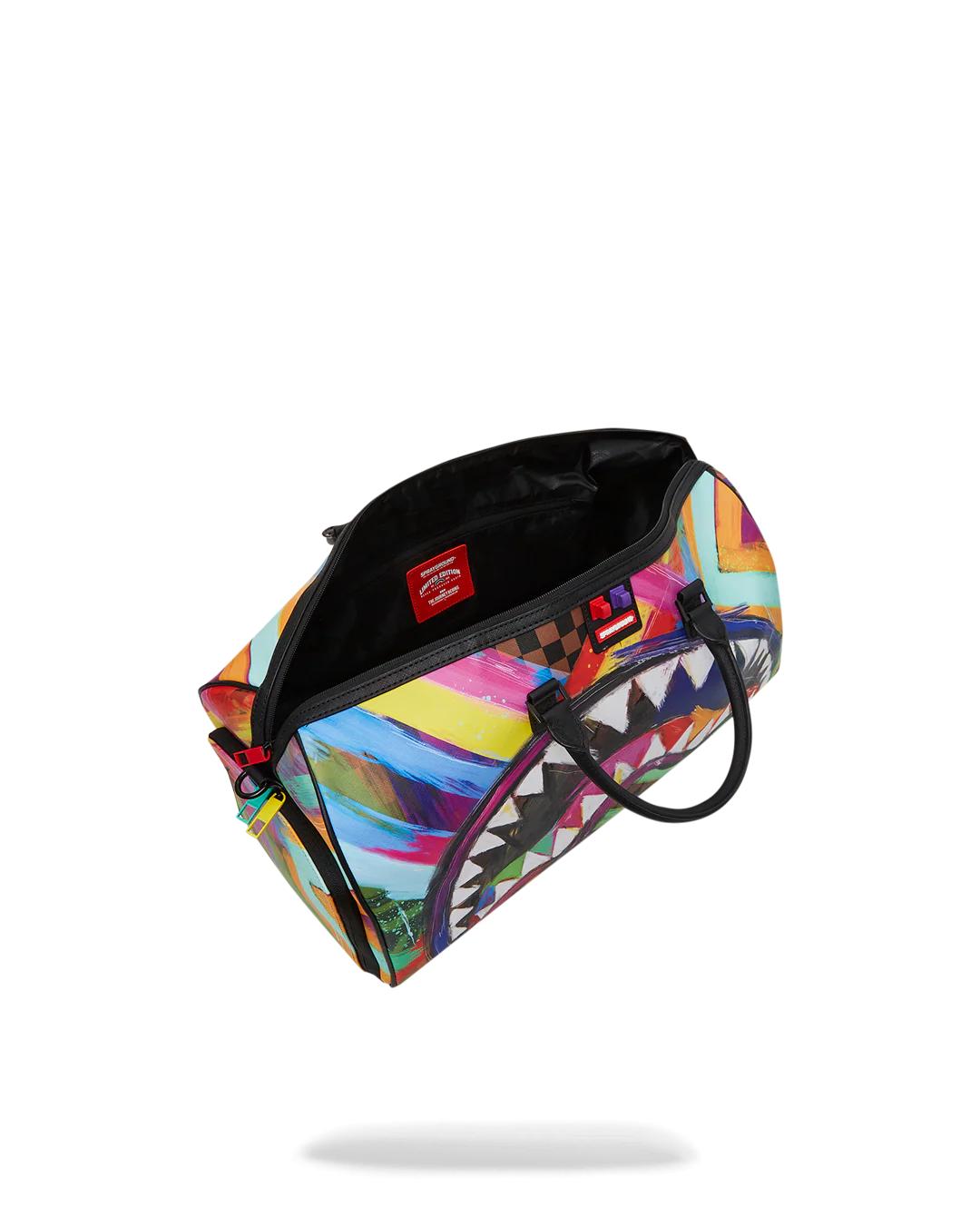 Sprayground SHARKS IN PARIS CITY STREAKS DUFFLE