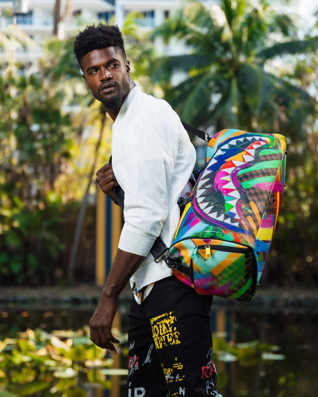 Sprayground SHARKS IN PARIS CITY STREAKS DUFFLE