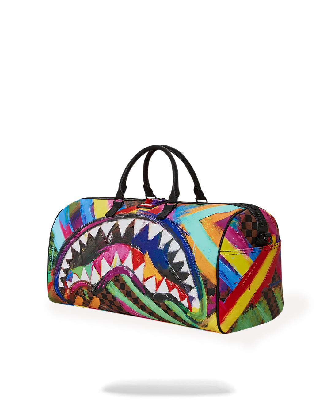 Sprayground SHARKS IN PARIS CITY STREAKS DUFFLE
