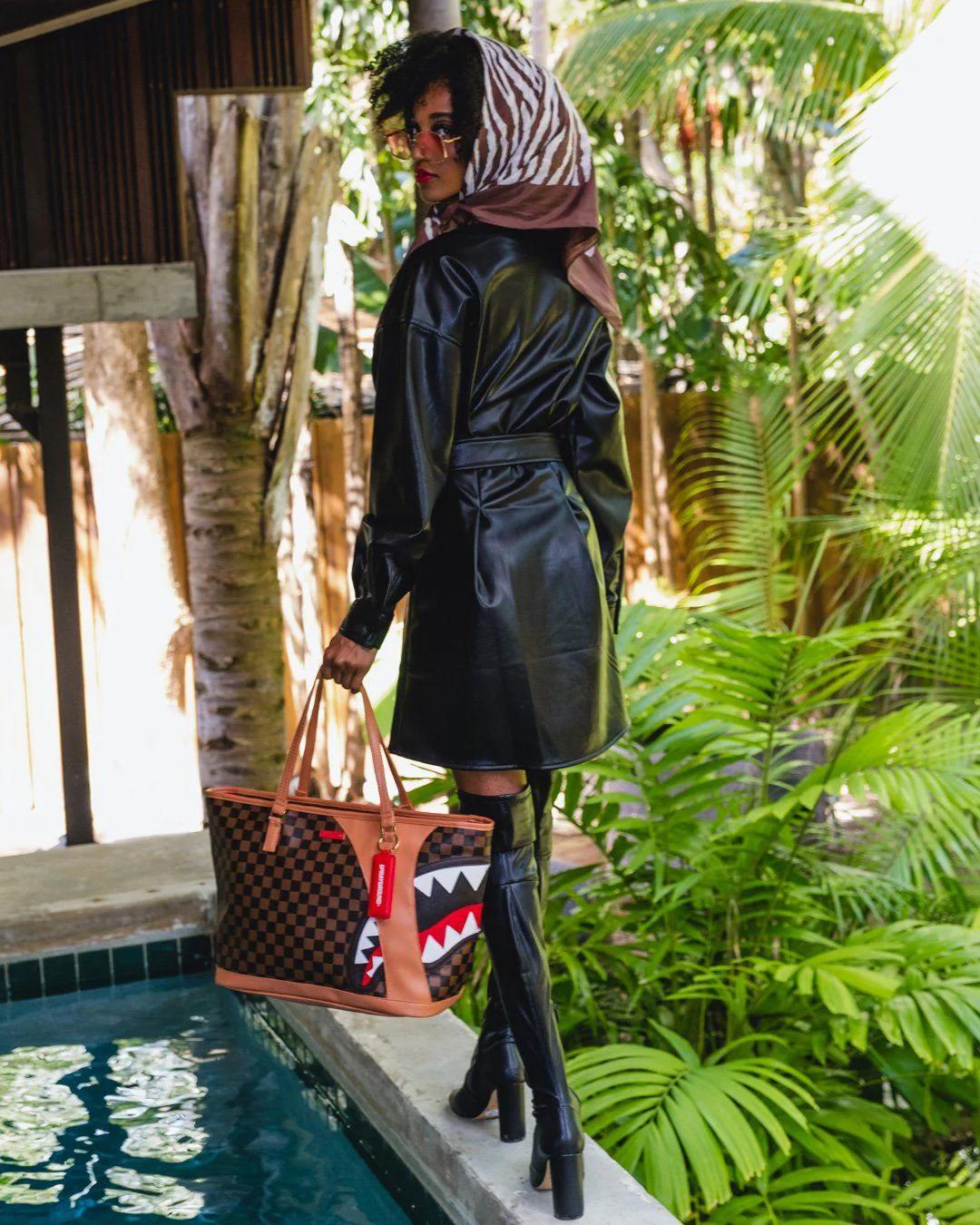Sprayground HENNY AIR TO THE THRONE TOTE