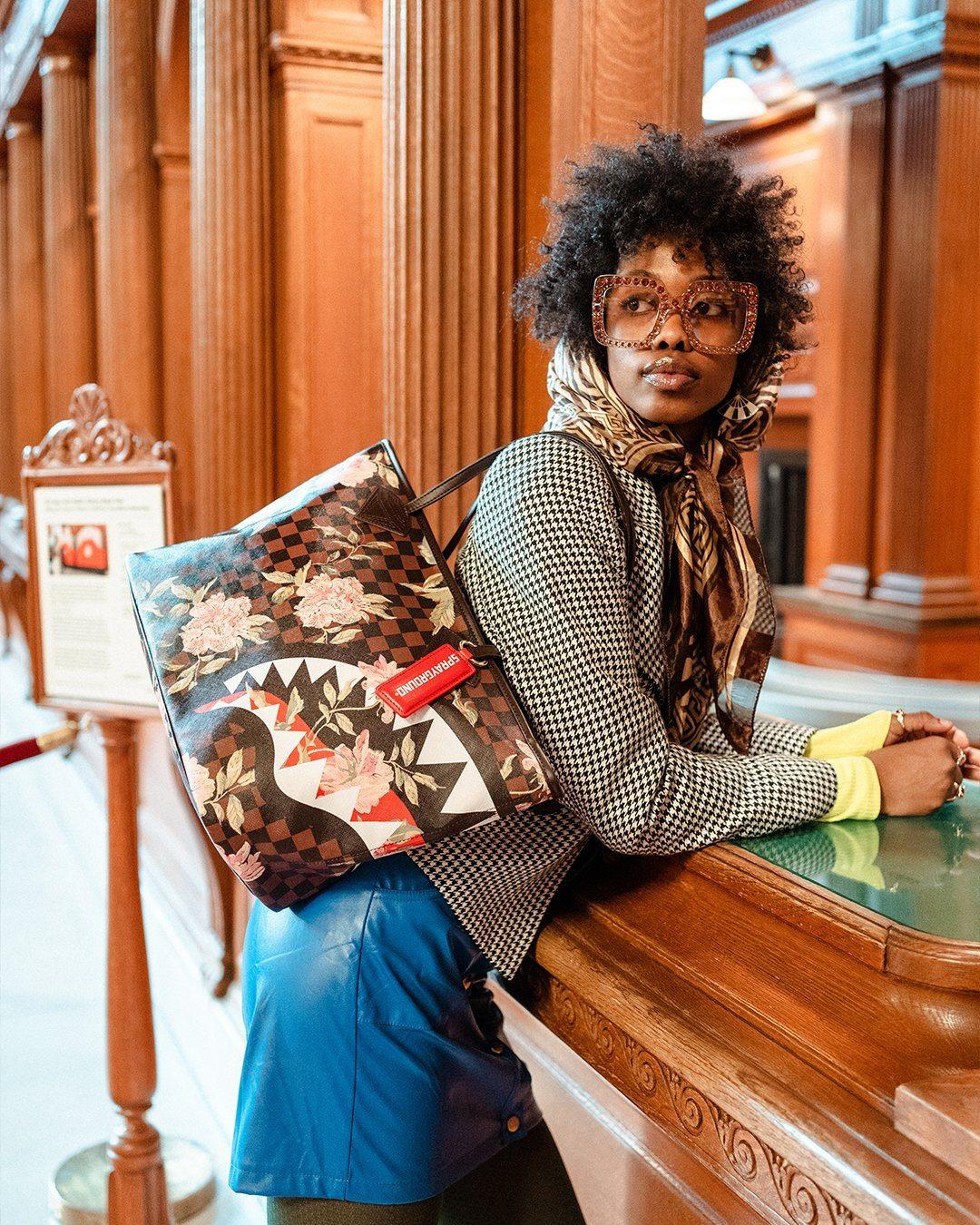 Sprayground SHARKFLOWER TOTE