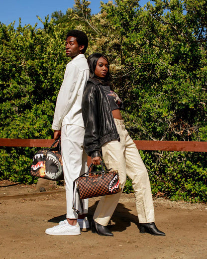 Sprayground SHARKS IN PARIS UNSTOPPABLE DUFFLE