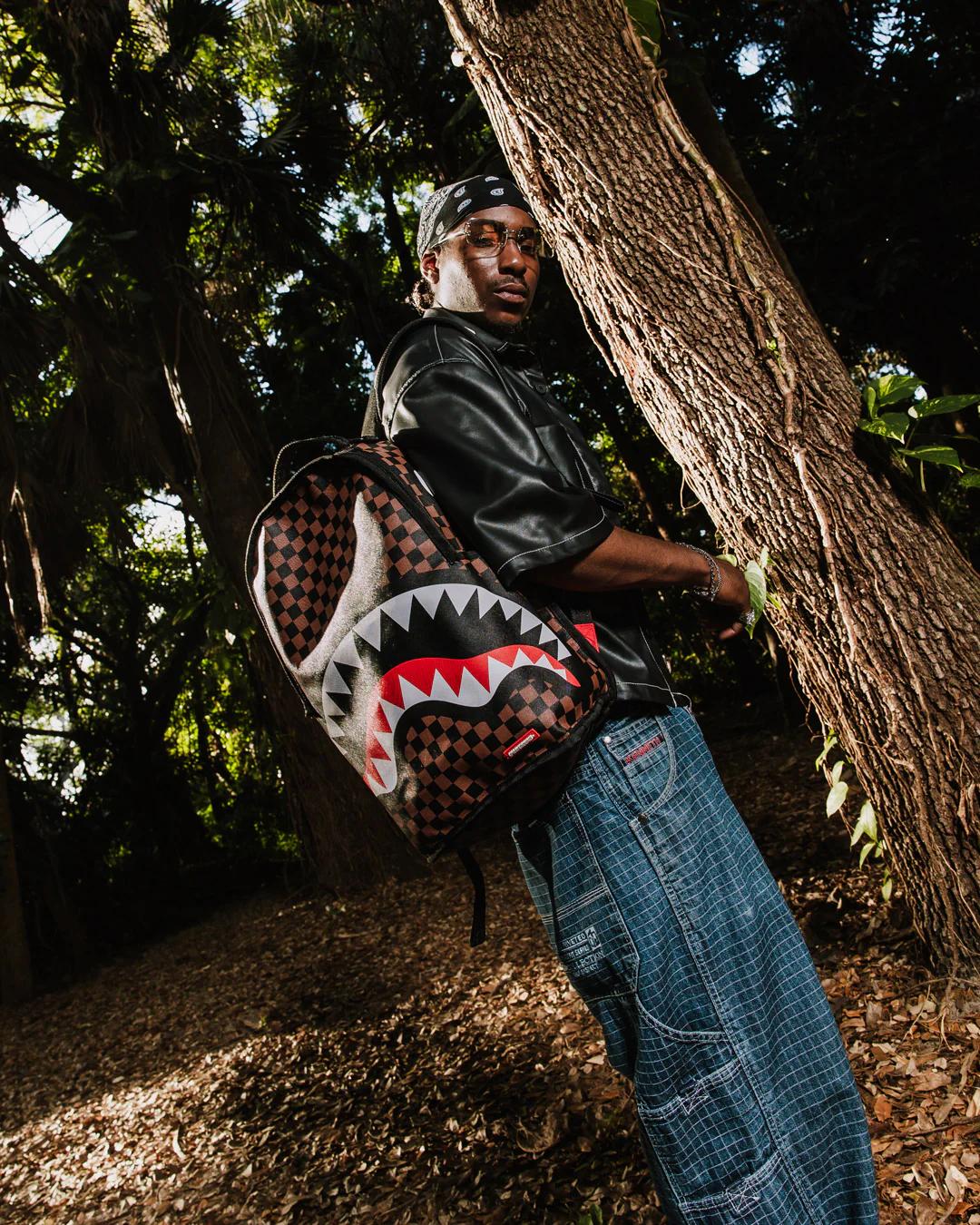 Sprayground NOOO WAY!!! A REVERSIBLE BACKPACK - PURPLE VELOUR TO OG SHARKS IN PARI