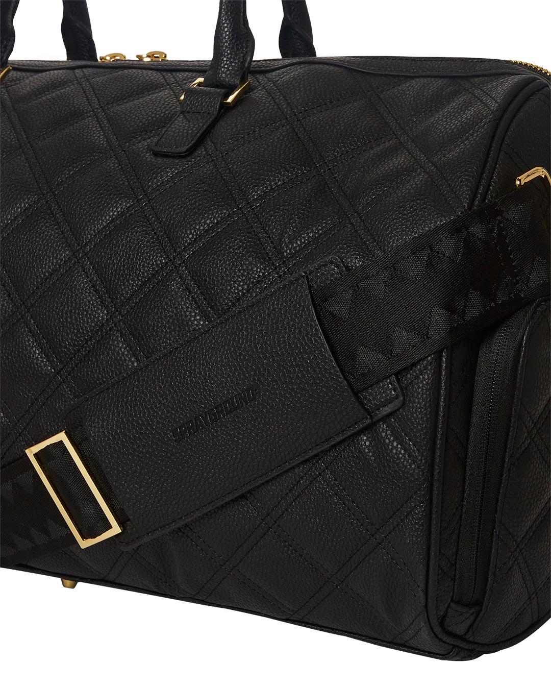Sprayground NOIR QUILT GOLD CHAIN SHARK DUFFLE