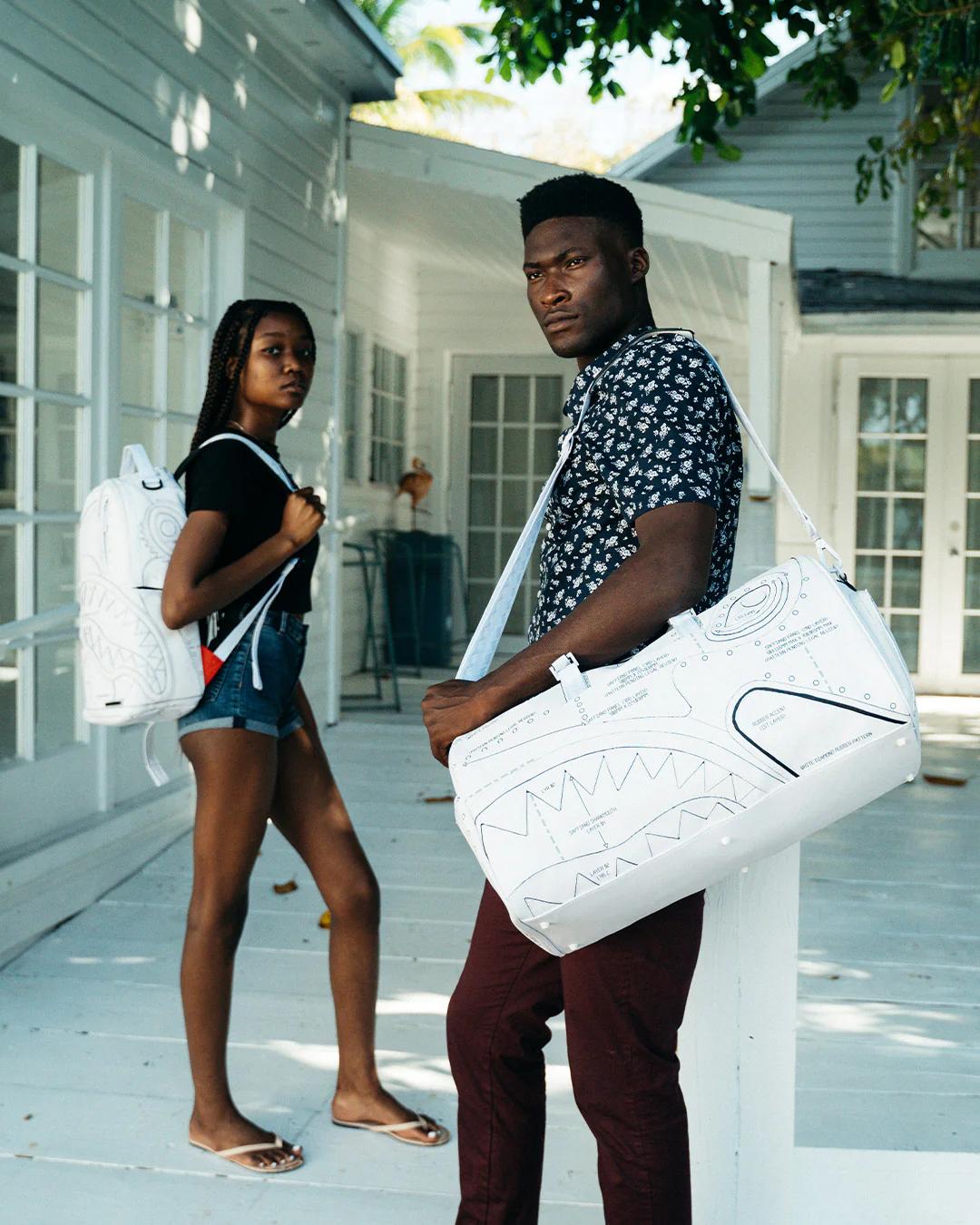 Sprayground TECHNICAL CUT & SHARK DUFFLE