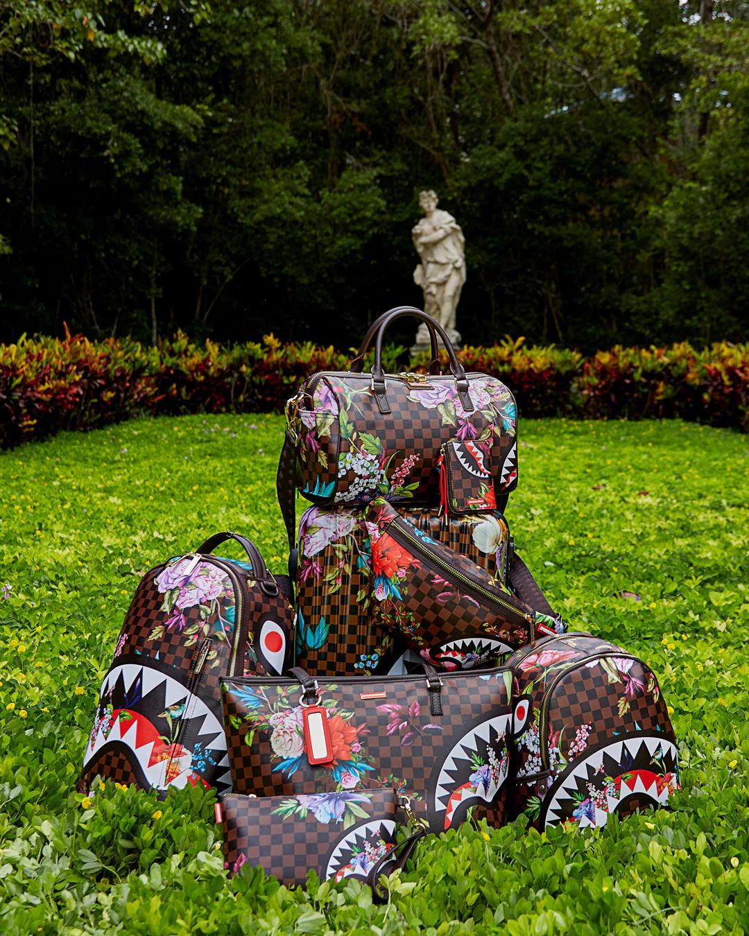 Sprayground GARDEN OF SHARKS MINI DUFFLE